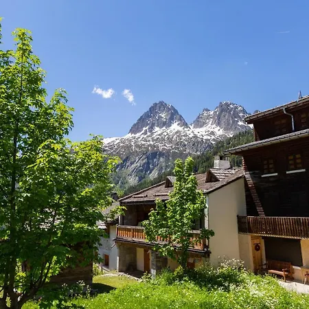 Seracs 2 - Happy Apartment *